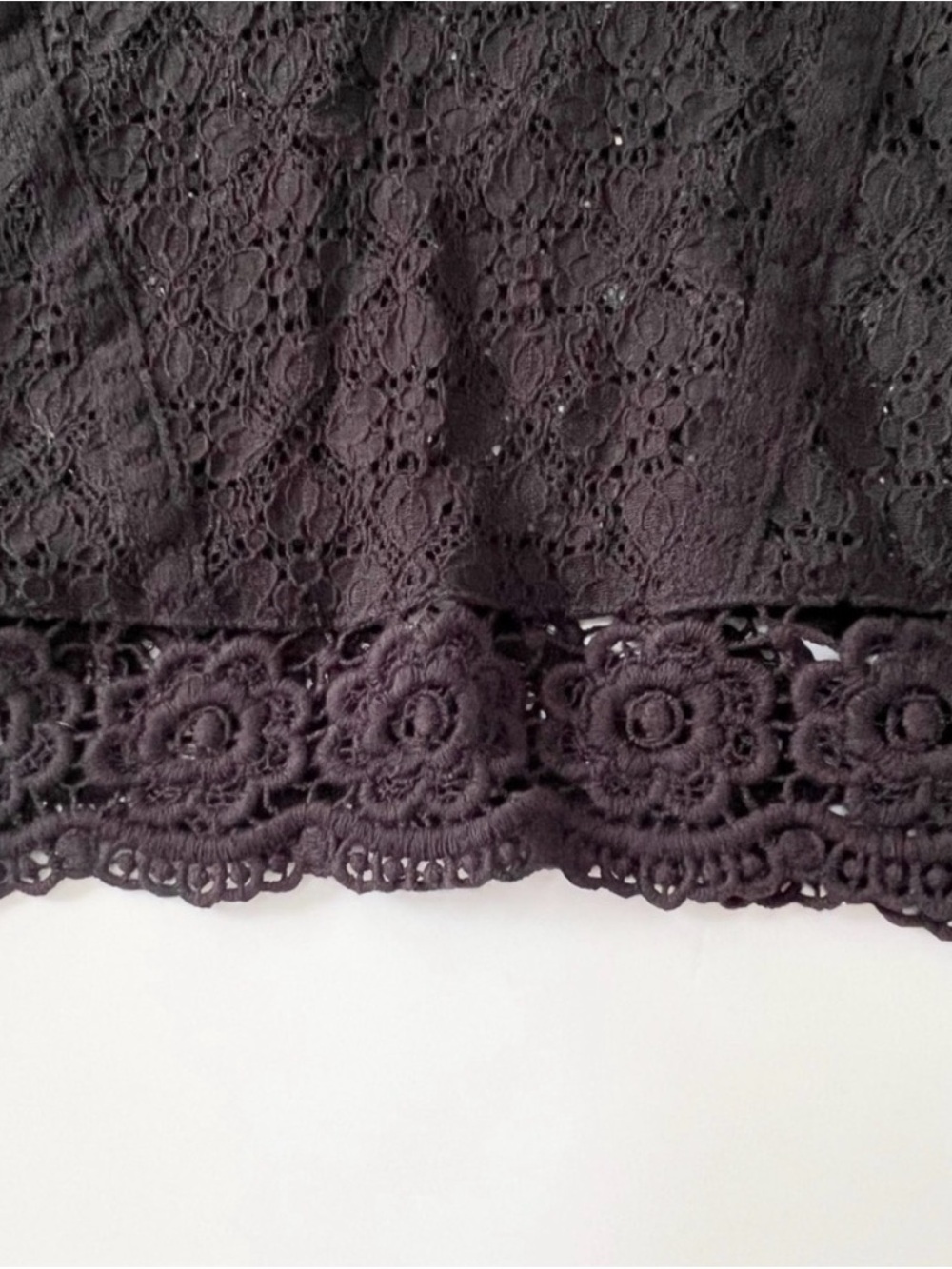 Forever 21 Black Crochet Lace Long Sleeve Crop Top - Picture 8 of 14